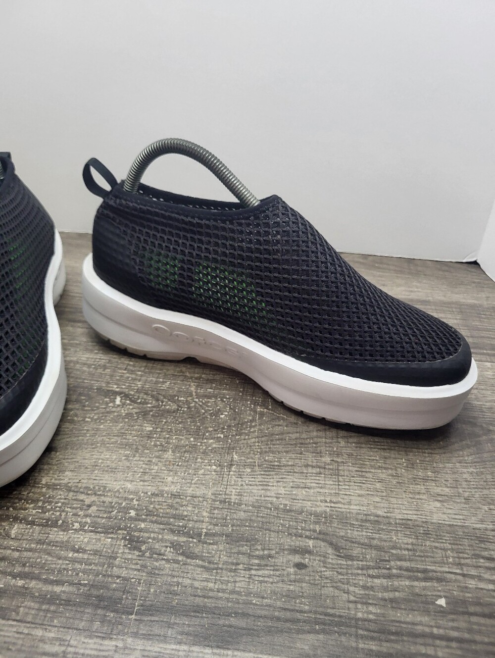 Oofos OOmega Chukka Slip On Recovery Black Women's Size 10 Shoes - Picture 3 of 10